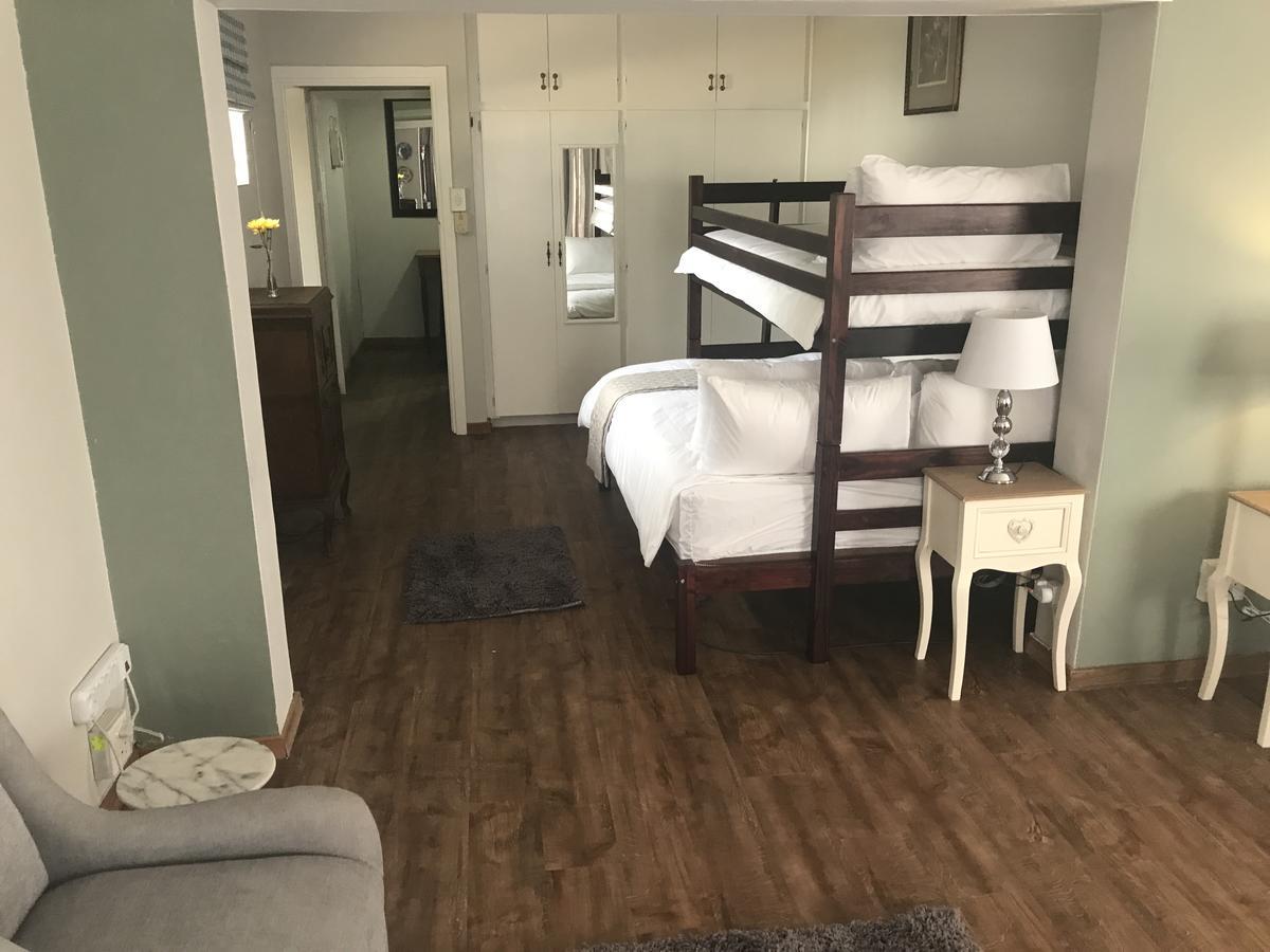 Amber Avenue Guesthouse โฮวิค ภายนอก รูปภาพ